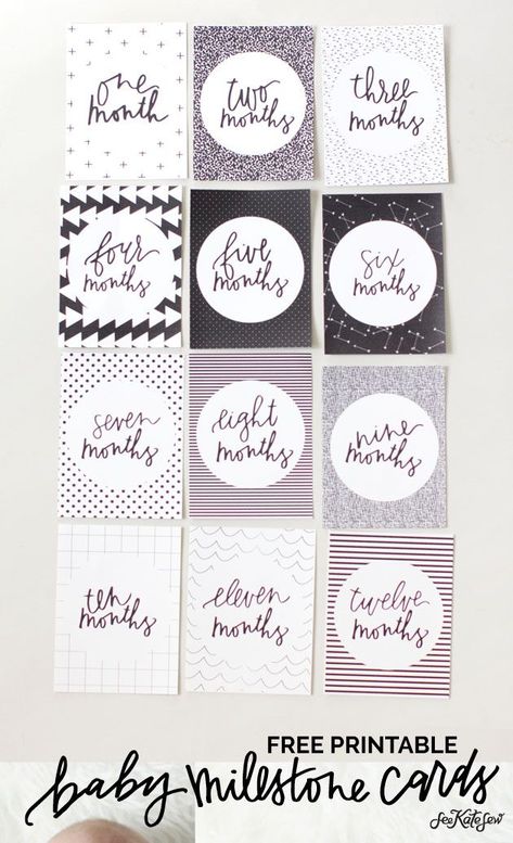 FREE printable month-by-month cards | baby milestone cards | diy milestone cards | monthly milestone cards for babies | free printable milestone cards || See Kate Sew #milestonecards #babydiy #babymilestones #seekatesew Perlengkapan Bayi Diy, Crafts By Month, Cuadros Diy, Milestone Pictures, Free Printable Cards, Baby Monthly Milestones, Karten Design, Baby Milestone Cards, Baby Journal