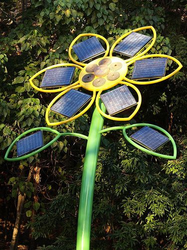 Solar Tree, Solar Energy Diy, Monocrystalline Solar Panels, Solar Energy Panels, Solar Roof, Best Solar Panels, Photovoltaic Panels, Passive Solar, Solar Projects