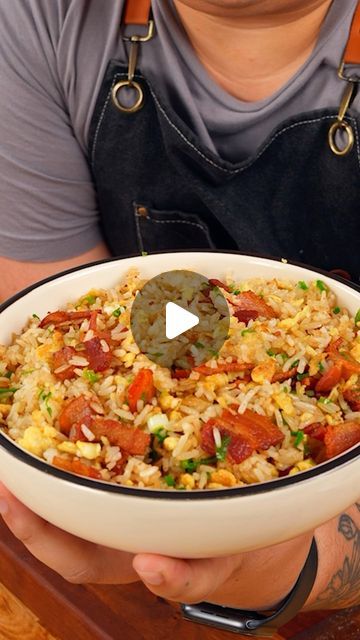 Ian Fujimoto on Instagram: "Yall won’t do it 😂😅 

Bacon Fried Rice

#cooking #quickrecipes #easyrecipe #friedrice #bacon" Bacon Rice Recipes, Bacon Fried Rice, Bacon Rice, Bacon Fries, Butter Rice, May 21, Quick Recipes, Rice Recipes, Fried Rice