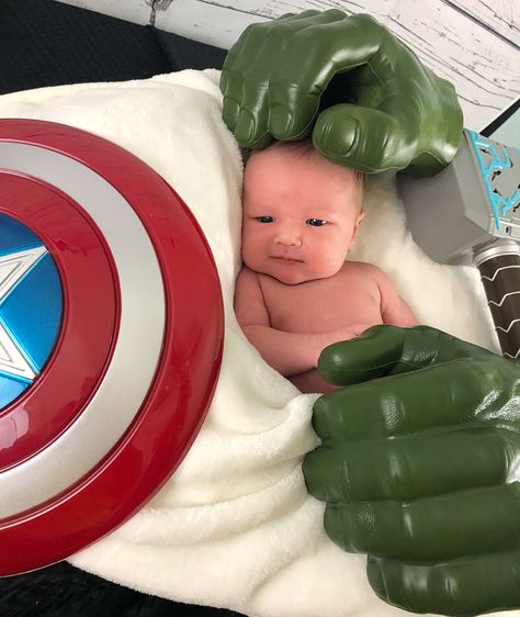 Fotos Ideas, Marvel Photo, Baby Pics, Super Hero, Baby Pictures, Hulk, Newborn Photography, Thor, Pool Float