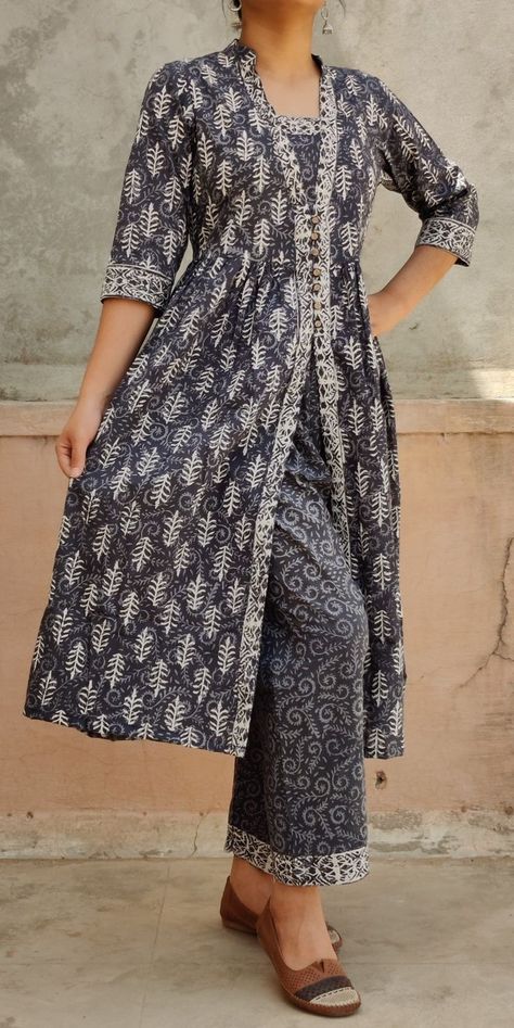 Cotton Cloth Dress Design, Tie Dye Kurti Designs Latest, Cotton Jaipuri Suits Design, Kurti Suit Designs Latest, Cotton Suit Pattern, Jaipuri Kurti Designs Latest, Kurti Dress Designs Latest, Less Design Kurti, Kurti Stitching Designs