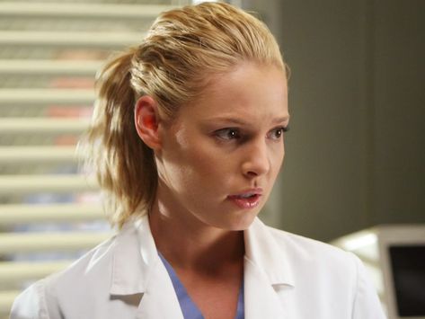 Katherine Heigl Regrets That 'Grey's Anatomy' Emmys Drama Elite Daily, Katherine Heigl, Shannen Doherty, Celebrity Music, Interesting People, Single Dating, Tv Entertainment, Music Streaming, Grey's Anatomy