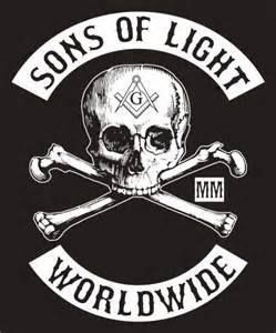 Sons of Light                                                                                                                                                                                 More Freemason Quotes, Masonic Tattoos, Masonic Art, Masonic Jewelry, Masonic Freemason, Masonic Lodge, Masonic Symbols, Secret Society, Bones