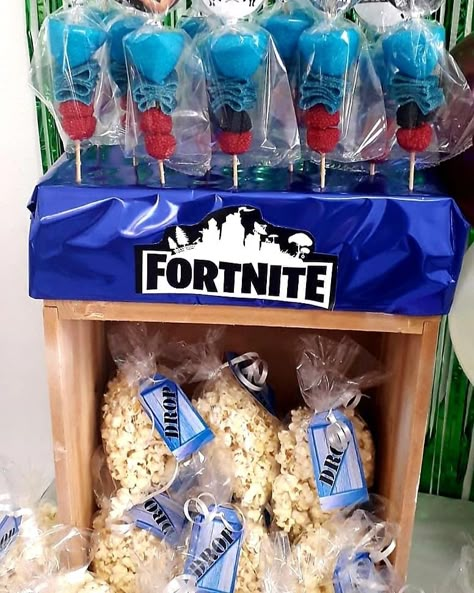 Fornite Snack Ideas, Fortnite Birthday Treats, Fortnite Snacks Ideas, Fortnite Party Snacks, Fortnite Snacks, Fortnight Birthday, Fortnite Birthday Party Ideas, Fort Nite, Fortnite Party