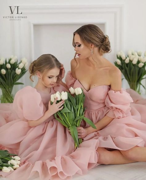 Mommy And Me Photoshoot Outfits, Mother Daughter Dresses Matching Wedding, Dresses Photoshoot, Mommy Daughter Photoshoot, Mother Daughter Dresses, Organza Flower Girl Dress, Mother Daughter Photoshoot, Mommy And Me Photo Shoot, Mother Daughter Dresses Matching