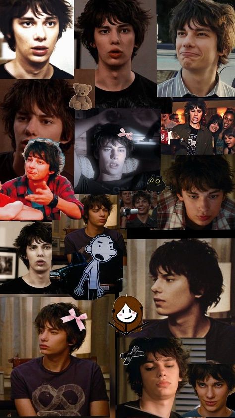 Rodrick Heffley Old Vs New, Rodrick Heffley Collage, Devon Bostick Rodrick Heffley, Diary Of The Wimpy Kid Rodrick, Rodrick From Diary Of A Wimpy Kid, Hot Emo Guy, Devon Bostick, Emo Guys, I'm A Simp