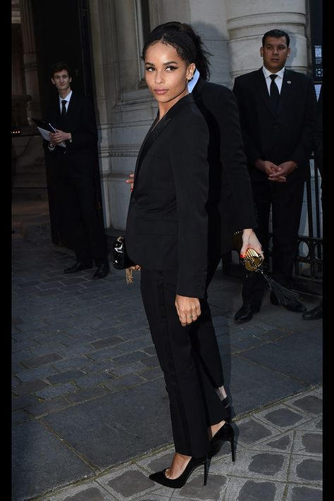 Zoe Kravitz Design: Saint Laurent Zoe Kravitz Style, Zoe Isabella Kravitz, Zoë Kravitz, Influential Women, Zoe Kravitz, Don Juan, Irina Shayk, Black Suit, Style Crush