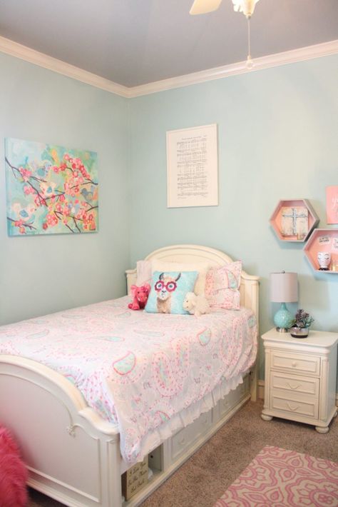 Girls Bedroom Teal, Blue Girls Rooms, Girls Blue Bedroom, Blue And Pink Bedroom, Blue Kids Room, Girls Room Paint, Girls Bedroom Colors, Pink Bedroom For Girls, Girl Bedroom Walls