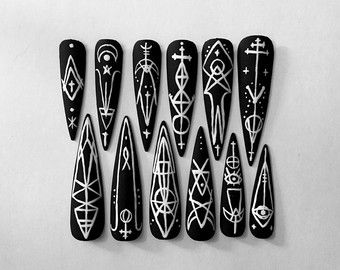 Black Witch Nails, Nails Design Black, Nails Witchy, American Nails, Witch Nails, Witchy Nails, Gothic Nails, Goth Nails, Nails Set