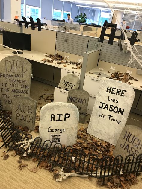 Corporate Halloween Decor, Corporate Halloween, Office Halloween Decorations, Office Halloween, Halloween Post, Horror Themes, Halloween 2024, Halloween Event, Halloween Deco