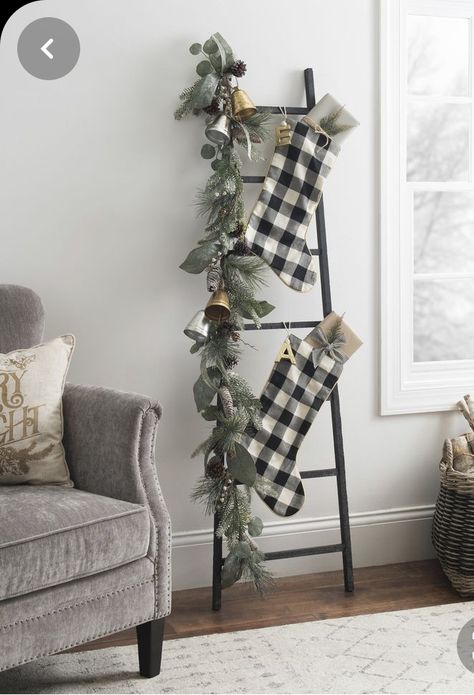 Ladder Decor Ideas Living Room, Christmas Inn, Christmas Ladder, Farmhouse Ladder, Rustic Winter Decor, Christmas Backdrop, Buffalo Check Christmas, Entertainment Center Decor, Christmas Outdoor