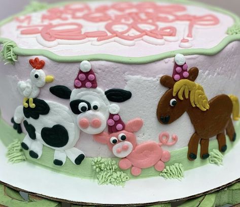 Barn Smash Cake, Toddler Cake, Farm Cakes, Farm Cake, Cake Buttercream, Smash Cake, Cake Creations, 1st Bday, Cake Inspiration