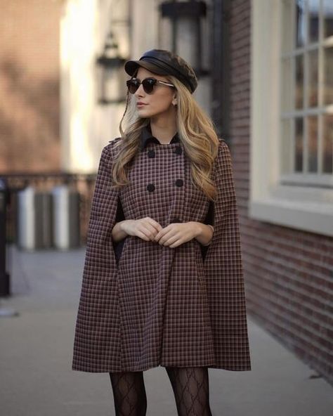 Plaid Cape Coat, Plaid Capes, Cape Coat, Plaid Fashion, Ootd Fashion, The Streets, Double Breasted, Turning, Cape