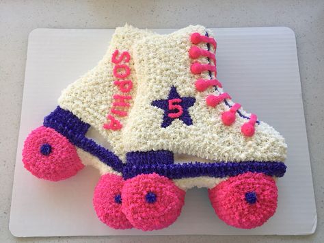 Roller Skate Cake Roller Skate Pull Apart Cupcakes, Skate Cake, Roller Skate Cake, Roller Skate Birthday Party, Skate Birthday Party, Roller Skate Birthday, Pull Apart Cupcake Cake, Pull Apart Cake, Skate Birthday