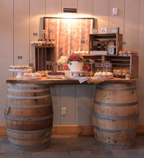 Bourbon Barrel Wedding Decor, Misty Wedding, Diy Wedding Desserts, Bar Rental, Whiskey Barrel Wedding, Whiskey Wedding, Western Ideas, Wedding Drink Station, Speakeasy Party