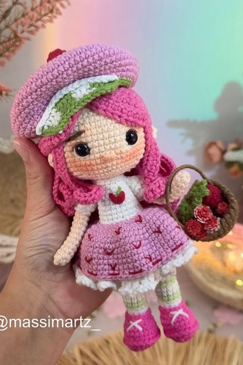 Seflorian Uwu | VK Crochet Strawberry Shortcake Doll Free Pattern, Crochet Strawberry Shortcake, Strawberry Shortcake Crochet, Crochet Strawberry, Strawberry Shortcake Doll, Crochet Dolls Free Patterns, Crochet Magazine, Crochet Toy, Coraline