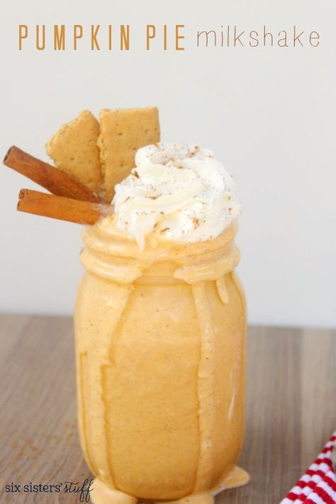 Pumpkin Pie Milkshakes Recipe - Six Sisters' Stuff Pie Milkshake, Milkshake Recipe Strawberry, Fall Drink Recipes, Pumpkin Pie Smoothie, Six Sisters Stuff, Milkshake Recipe, Six Sisters, Pumpkin Recipes Dessert, Milkshake Recipes