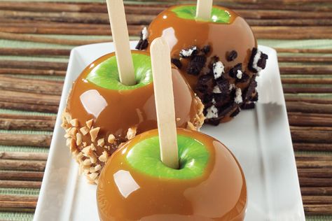 Caramel-Dipped Apples | Caramels | Recipes - Kraft Heinz Caramel Apple Recipe, Kraft Caramel Bits, Dipped Apples, Caramel Apples Recipe, Kraft Foods, Apple Recipe, Caramel Dip, Caramel Bits, How To Make Caramel