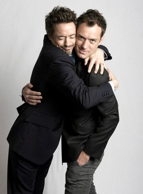 Jude Law & Robert Downey Jr. I know, this is the wrong Sherlock, but still! Robert Downey Jr., Logan Lerman, Jude Law, Ewan Mcgregor, James Mcavoy, Actrices Hollywood, Chris Pine, Downey Junior, Robert Downey