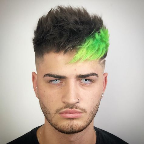 Men Green Hair, Green Hair Men, Very Short Hair Men, Neon Green Hair, Mint Hair, Short Hair Black, Teal Hair, Men's Short Hair, Men Hair Color