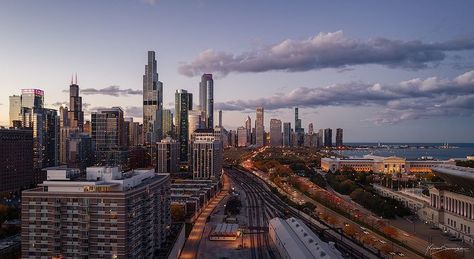 TGIF Right? We are finally starting to see some fall color peeking through our gates here in Chicago. This the view from the south gate. What do you think? Ns Art, Chicago Landscape, South Gate, My Kind Of Town, Chicago Skyline, Downtown Chicago, City Landscape, Fall Color, Kinds Of People