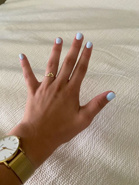 Light Blue Gel Nails Short Summer, Cute Short Gel Nails Simple One Color, Baby Blue Gel Manicure, Nails Shellac Ideas Summer, Short Nail Colors Summer, Light Blue Gel Nails Short, Short Dip Nails Summer, Dip Powder Nails Summer 2024, Short Nails Solid Color