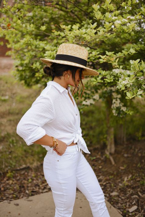 Carolina Hellal wearing a Michael Stars white button down, LEE white jeans, sun hat and Soludos sandals Straw Fedora Hat Outfit Summer, Straw Fedora Hat Outfit, White Hat Outfit, Sunhat Outfit, Panama Hat Outfit, Coastal Princess, Staple Outfits, Straw Hat Outfit, Summer Outfits With Hats