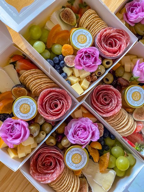 Mother’s Day Charcuterie Box Ideas, Edible Arrangements Diy, Personal Charcuterie, Charcuterie Picnic, Charcuterie Box, Charcuterie Boxes, Sharing Platters, Teacher Appreciation Gifts Diy, Creative Snacks