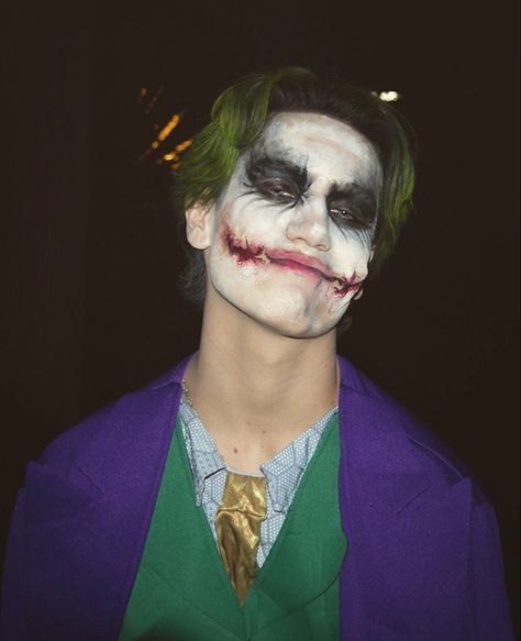 Joker Halloween Makeup, Joker Outfit, Joker Halloween Costume, Doctor Halloween, Joker Halloween, Joker Makeup, Lil Huddy, Joker Costume, Mens Halloween