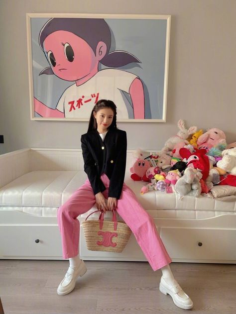 Hana Lin, Estilo Ivy, Look Office, Causual Outfits, Pink Outfits, 여자 패션, 가을 패션, Fancy Outfits, Pink Outfit