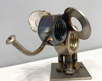 Welded Decor, Metal Elephant, Metal Welding Art, Welding Crafts, Welding Art Projects, Elephant Sculpture, Metal Yard Art, Metal Welding, Sculpture Metal