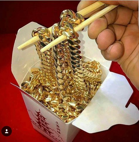 Gold & Chopsticks Boujee Aesthetic, Mode Hipster, Photographie Inspo, Gold Aesthetic, Jewelry Photography, Foto Inspiration, Chopsticks, Luxury Jewelry, Photography Inspiration