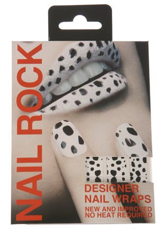 nice Cruella Deville Costume, Dalmatian Costume, White Lips, Lip Service, Lip Art, Beautiful Lips, Glossy Lips, Costume Makeup, Nail Wraps