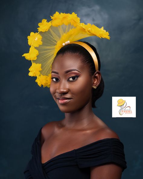 Turban Fascinator Style, Hatinators Hats, Fasinators Diy Ideas, African Headpiece, Fascinator Ideas, Facinators Wedding Hairstyles, Yellow Hat Headpiece For Wedding, Nigerian Bridal Fascinator, Womens Fascinators & Headpieces