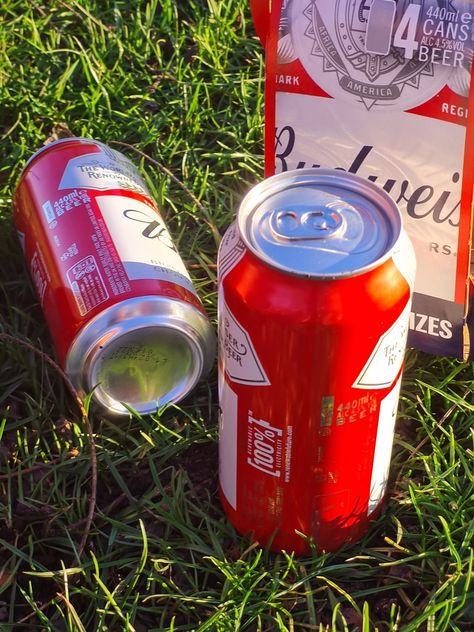 Soda Can Photoshoot, Soda Can Drawing, Soda Can Photography, Soda Can Reference, Aesthetic Soda Can, Soda Can Product Photography, Anime Drawing Books, Soda Can, Instagram Aesthetic