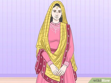 Dupatta Draping Styles On Suit On Head, Chunni On Head, Dupatta Head Covering, How To Pin Dupatta On Head, Sikh Wedding Guest Outfit, Dupatta Draping Styles On Head, Dupatta On Head Style, Dupatta Draping Styles On Suit, Reception Look Bride Indian