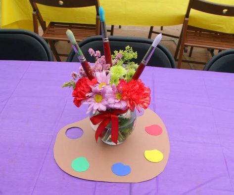 Art Themed Party, Artist Party, Painting Birthday Party, Paint Themes, Painting Birthday, Flowers Birthday, Art Birthday Party, Painting Party, Birthday Centerpieces