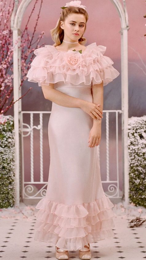 Rodarte Fall Winter 2022 #rodarte #rodarte2022 #fashion #moda #dress #vestido #gown Josephine Langford, Winter 2022, Fashion Details, Couture Fashion, Fashion Collection, Cherry Blossom, Pink Dress, Favorite Color, Off Shoulder Dress