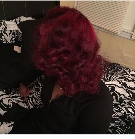 Burgundy Hair Dye, Hair Color For Dark Skin, Pressed Natural Hair, Highlight Hair, Silk Press Natural Hair, Red Hair Inspo, Dyed Hair Inspiration, Dyed Natural Hair, Pretty Hair Color