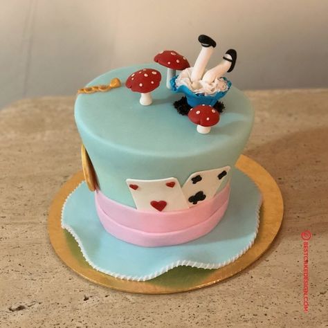 50 Alice in Wonderland Cake Design (Cake Idea) - February 2020 Small Alice In Wonderland Cake, Alice In Wonderland Birthday Cake Simple, Mad Hatter Cake Ideas, Alice In Wonderland Cake Ideas Simple, Easy Alice In Wonderland Cake, Alice In Wonderland Cake Simple, Wonderland Cake Ideas, Alice In Wonderland Cake Ideas, Alice In Wonderland Smash Cake