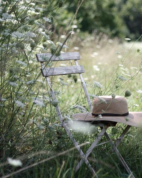 County Road Living on Instagram: "🌿👒" Gardening Hat, Slow Living, Months In A Year, Country Living, Park Bench, Summer House, Cottage Garden, Bird Feeders, Country House