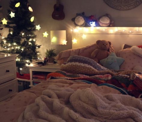 Catibugzz Room, Caitibugzz Room, Caitibugzz Aesthetic, Holiday Room, Cosy Room, Girly Room, Pretty Bedroom, Cozy Room Decor, Pretty Room