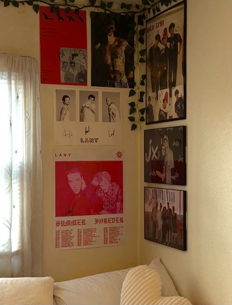 bedroom | posters | lany | justin bieber | sturniolo triplets | wall decor | aesthetic Justin Bieber Room Decor, Justin Bieber Bedroom, Sturniolo Room Decor, Sturniolo Triplets Poster Wall, Sturniolo Triplets Room Decor, Sturniolo Poster, Sturniolo Triplets Poster, Triplet Room Ideas, Lany Poster