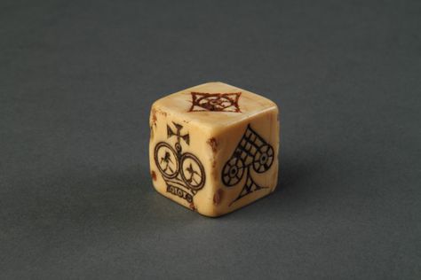 Vintage Dice, Scrimshaw Art, Dice Collection, Gambling Machines, Gambling Cake, Gambling Tattoo, Gambling Quotes, Gambling Party, Gambling Humor