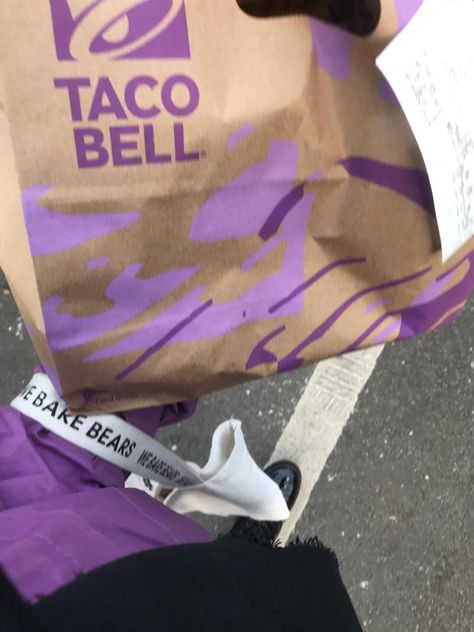 fast food, taco bell Working At Taco Bell, Bell Paper, Food Places, Taco Bell, Tacos, Collage, Canning, Pins, Quick Saves