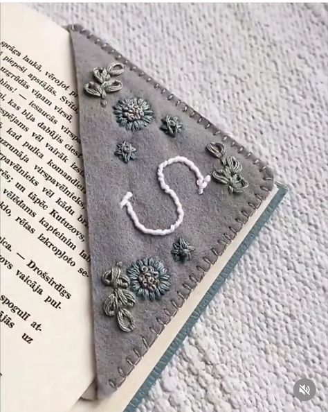 Hand Embroidered Corner Bookmark, Embroidery Bookmarks, Embroidered Corner Bookmark, Bookmark Felt, Practical Gifts For Men, Felt Bookmark, Corner Bookmark, Flower Letter, Custom Bookmarks