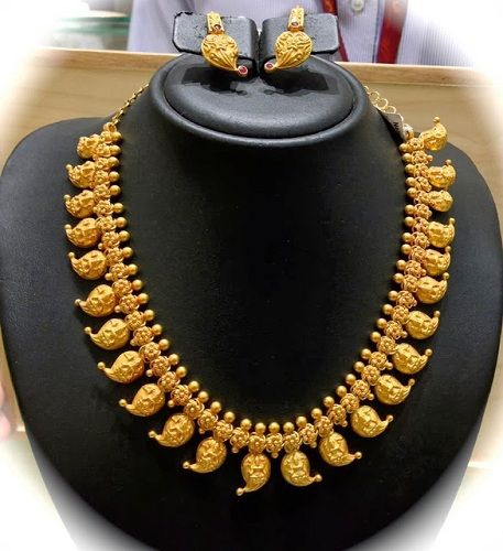 Mango Design Necklace Styles At Life Mango Mala Jewellery, Elegant Gold Necklace, Mango Mala, Mango Necklace, Mala Jewelry, Gold Necklace Indian, Gold Jewelry Simple Necklace, Gold Necklace Indian Bridal Jewelry, Gold Wedding Jewelry