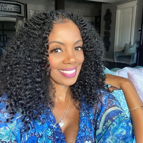 Monique Rodriguez RN to CEO: on Instagram: “Welp this is my braid out from yesterday 😆 my hair was not completely dry when I took down but I had to take my hair down for an important…” Braid Out, Down Hairstyles, Braids, Hair, Beauty, Instagram