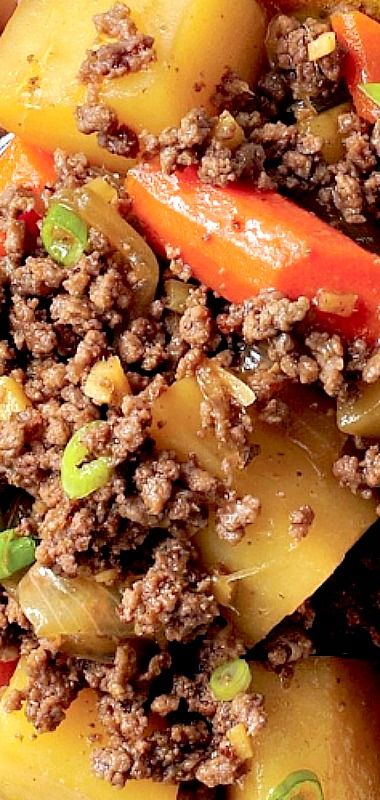 Japanese-Style Ground Beef and Potatoes Japanese Minced Beef Recipes, Japanese Beef And Potato Stew, Ground Beef Japanese Recipes, Ground Beef Over Potatoes, Japanese Ground Beef Recipes, Japanese Potato Recipe, Ground Pork And Potatoes Recipes, Ground Beef With Potatoes, Ground Beef And Potato Recipes