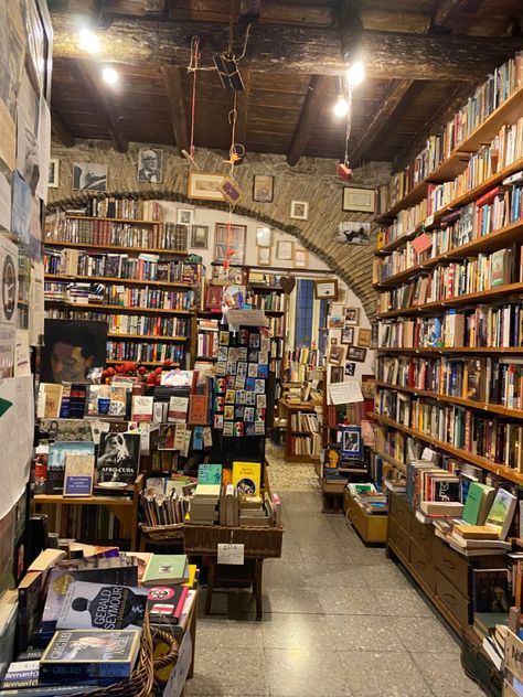 Bookshop , booktok Italy Outfits, Book Covers, Rome, In Italy, Italy, Book Cover, Instagram Photos, Photo And Video, Instagram Photo